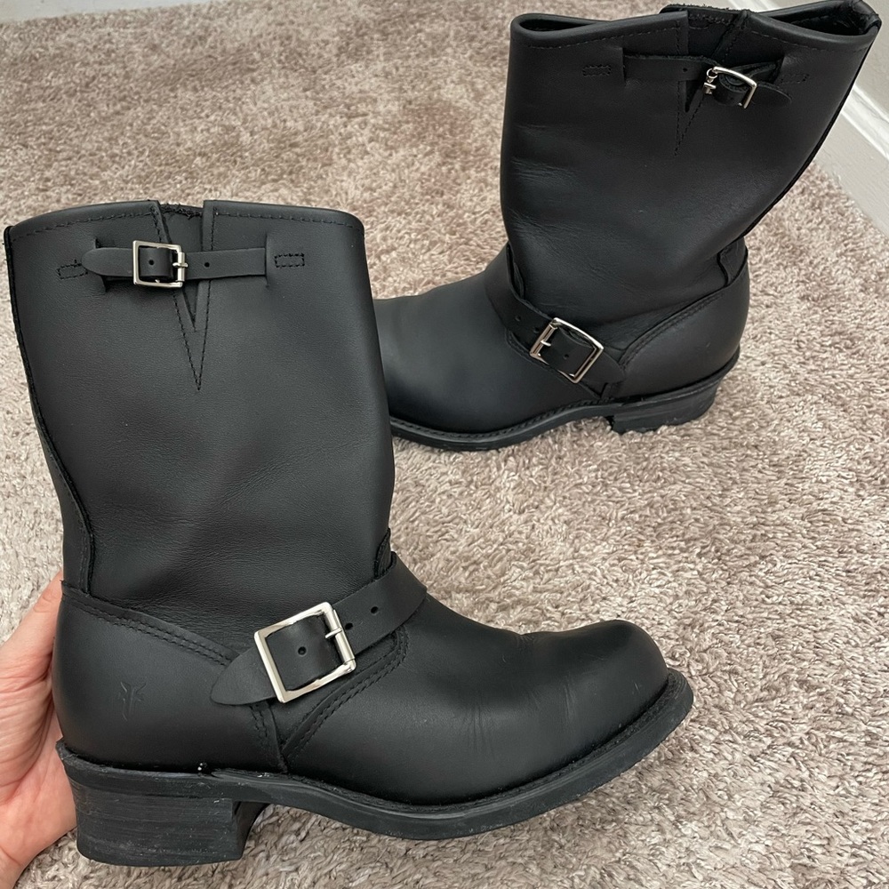 FRYE ENGINEER 12R WOMENS boots